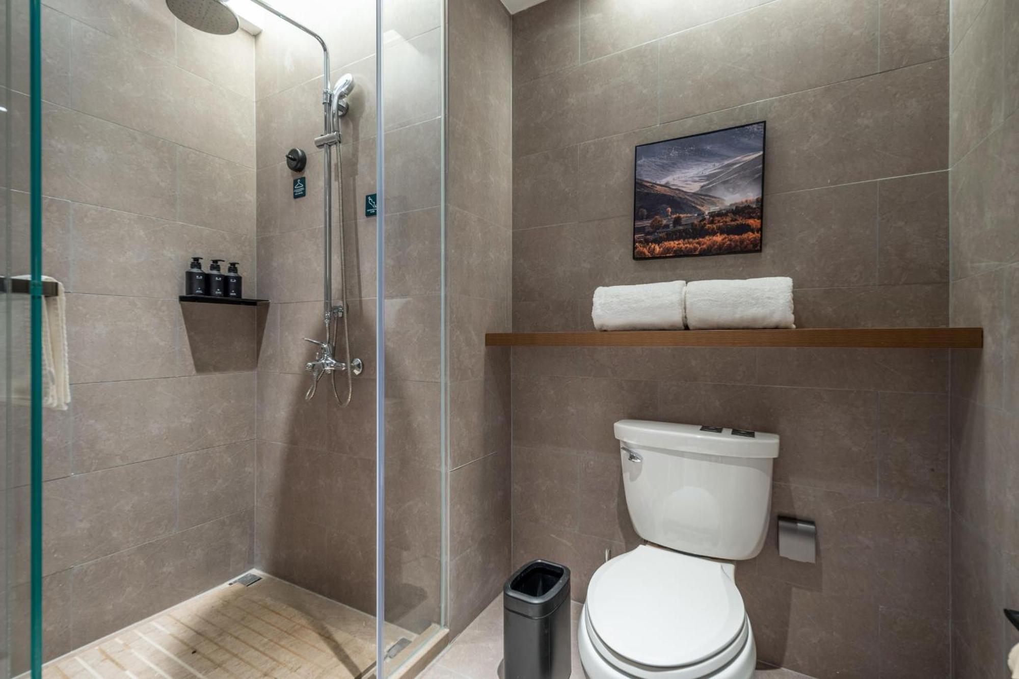 Atour Hotel Shanghai Hongqiao Xinzhuang Business District Exterior photo