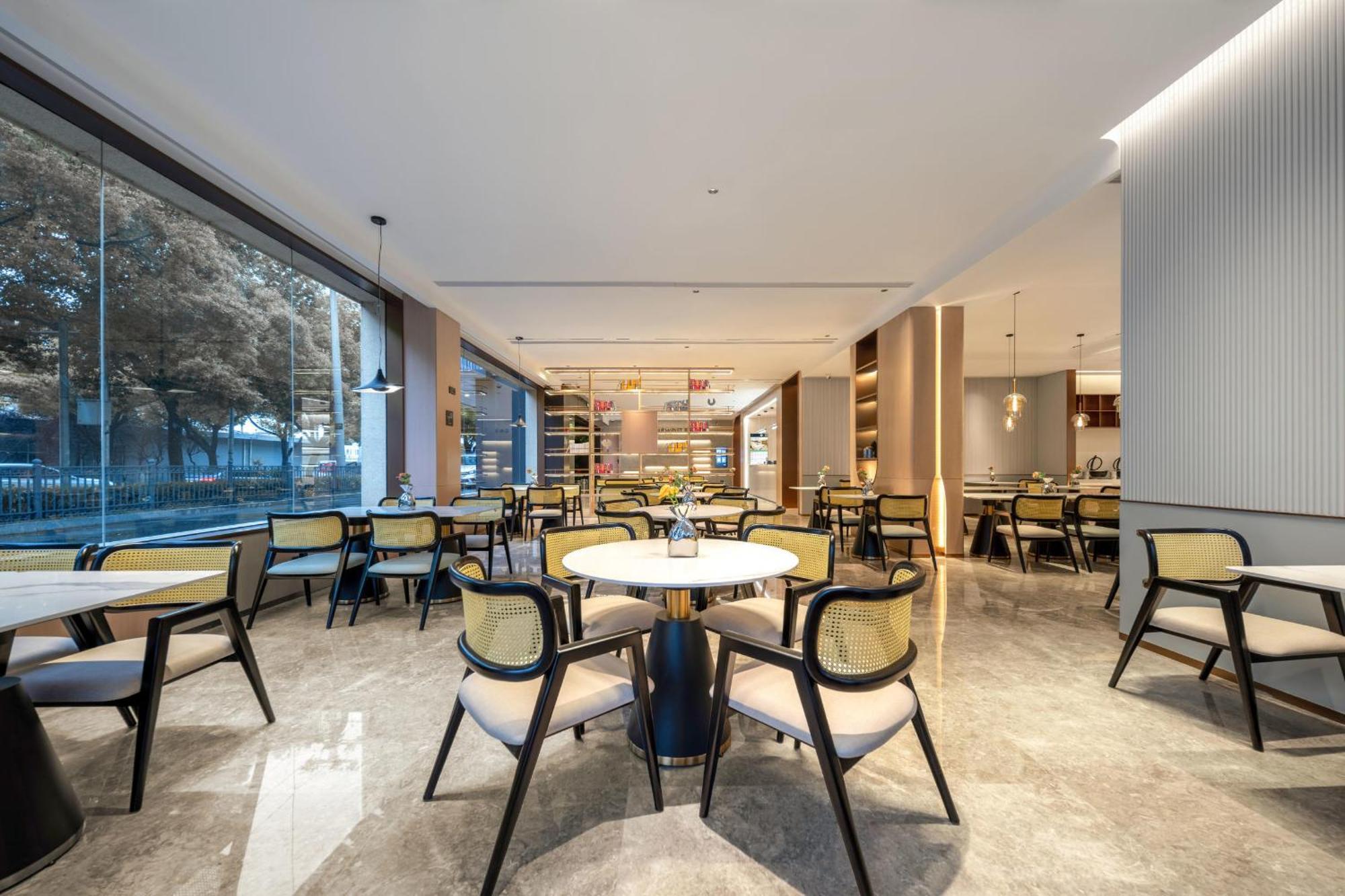 Atour Hotel Shanghai Hongqiao Xinzhuang Business District Exterior photo