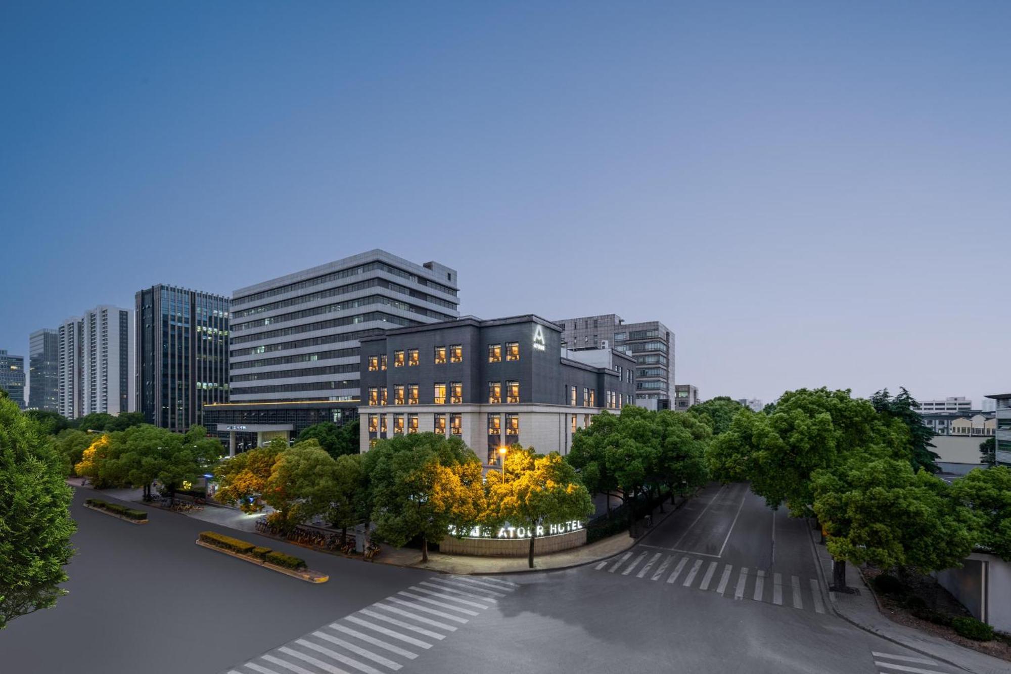 Atour Hotel Shanghai Hongqiao Xinzhuang Business District Exterior photo
