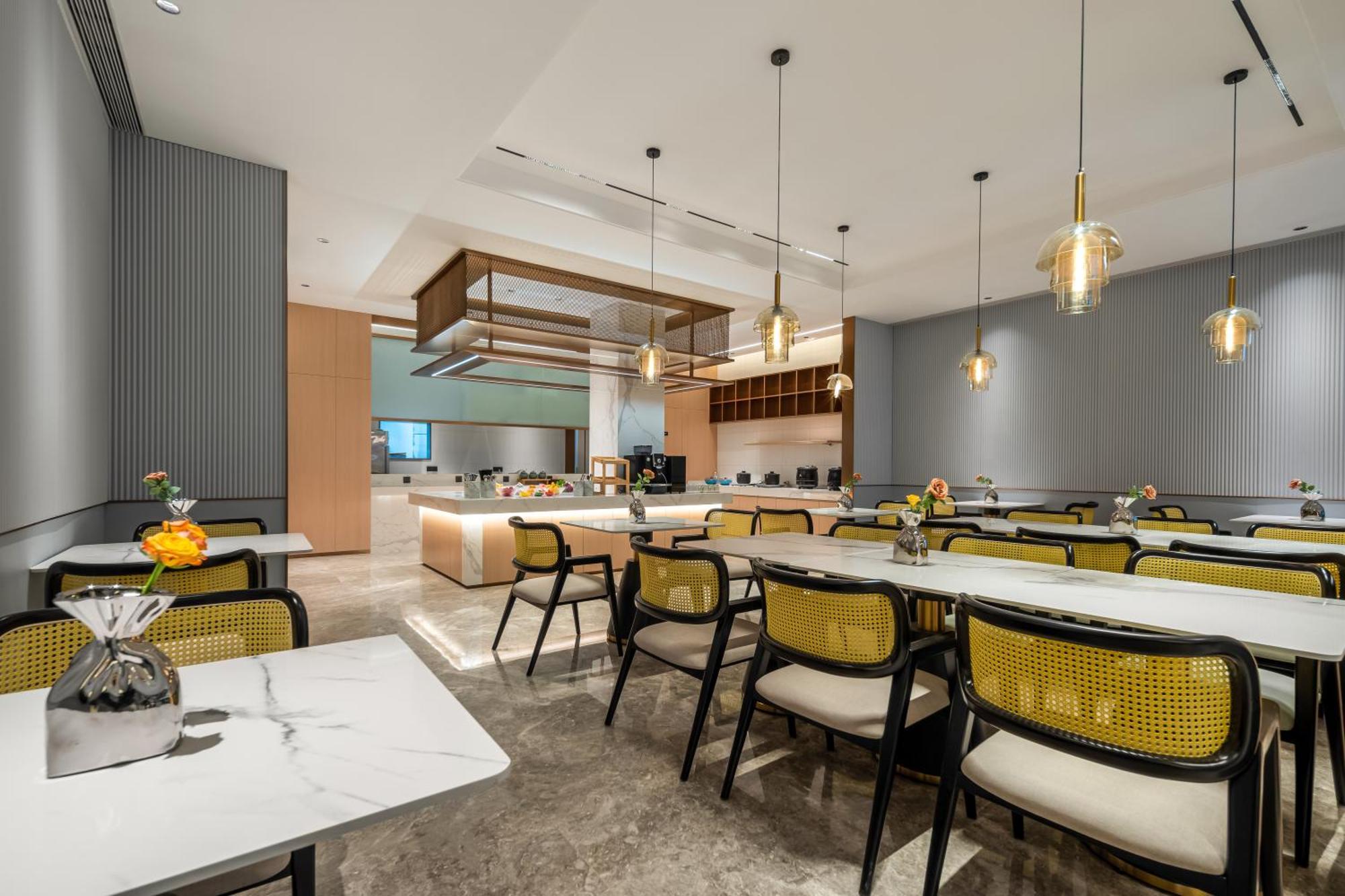 Atour Hotel Shanghai Hongqiao Xinzhuang Business District Exterior photo