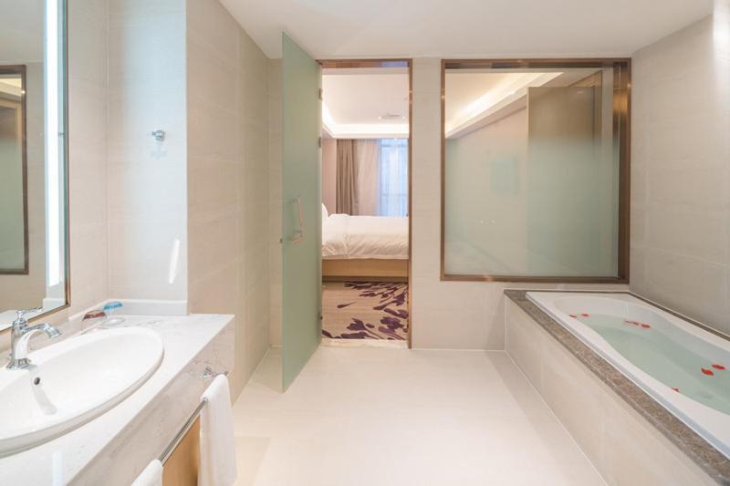 Atour Hotel Shanghai Hongqiao Xinzhuang Business District Exterior photo